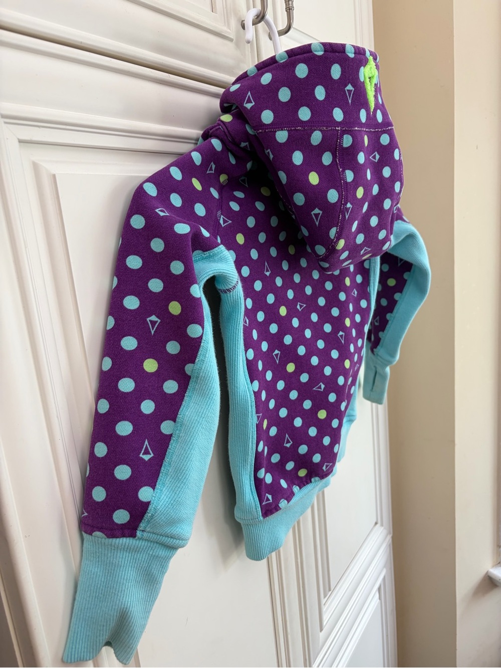 SIZE 4 - Ivivva girl’s full zip hoodie / jacket - Picture 7 of 12